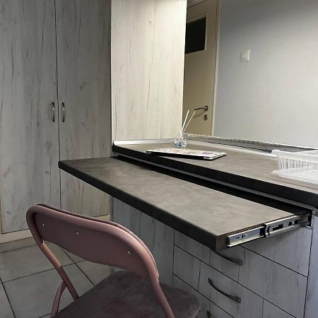 Apartament Central Renovated Studio Ateny Zewnętrze zdjęcie