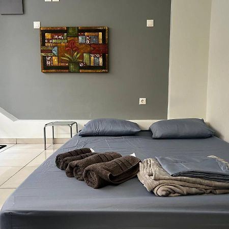 Apartament Central Renovated Studio Ateny Zewnętrze zdjęcie